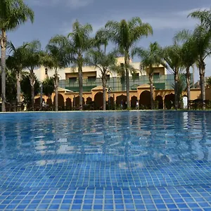 & Hotel